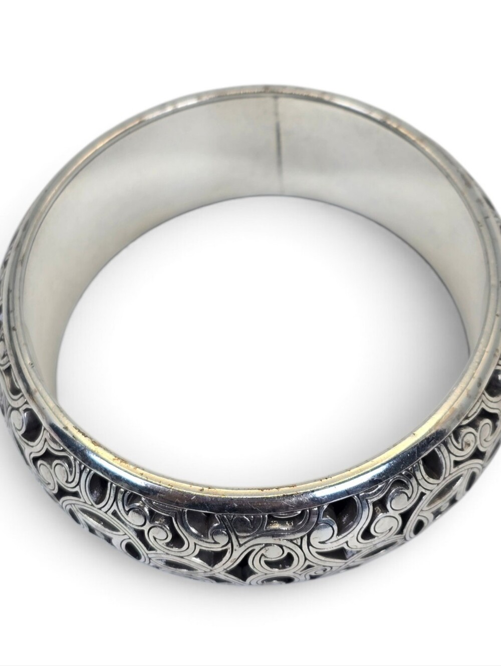 Brighton Wide Silver Tone Openwork Filigree Bangle Bracelet Signed - Picture 10 of 15